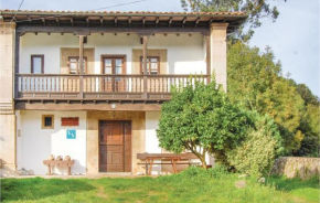 Stunning home in Posada de Llanes with 5 Bedrooms